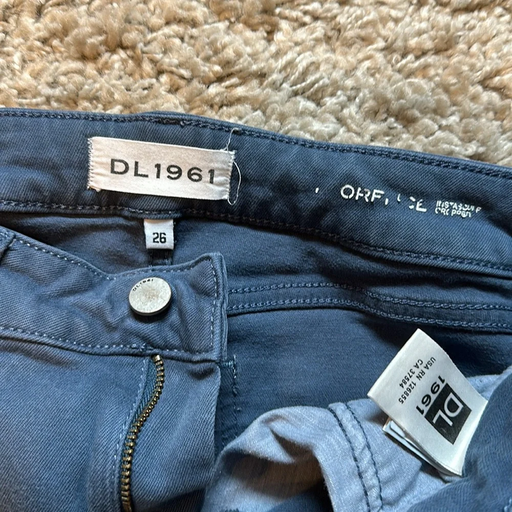 DL1961 Florence instasculpt cropped- size  26 powder blue - Picture 3 of 4